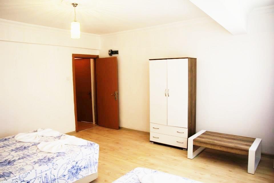 Mavi Butik Apart Çeşme Zimmer foto