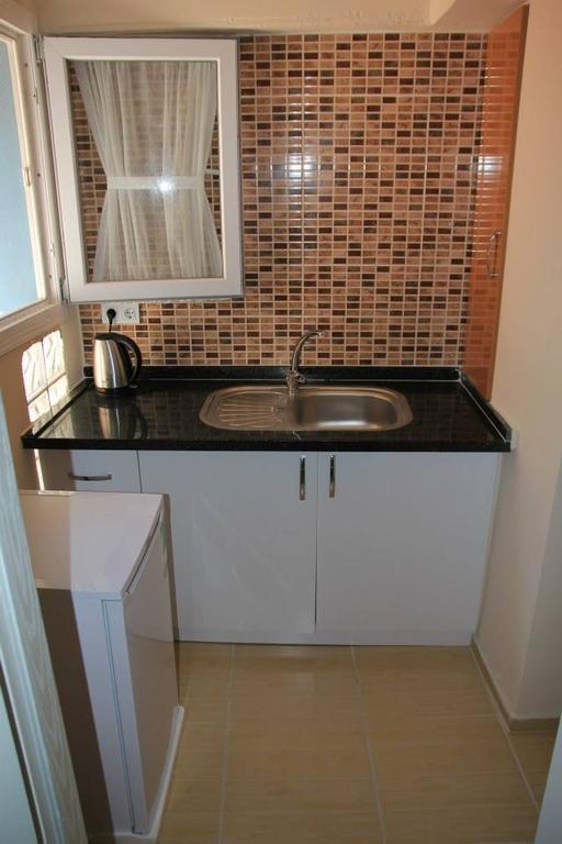 Mavi Butik Apart Çeşme Exterior foto