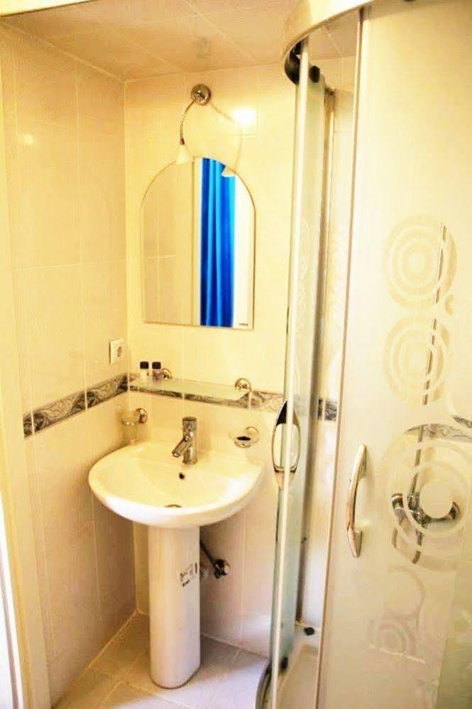 Mavi Butik Apart Çeşme Exterior foto